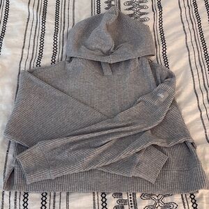 Alo Muse Cropped Hoodie